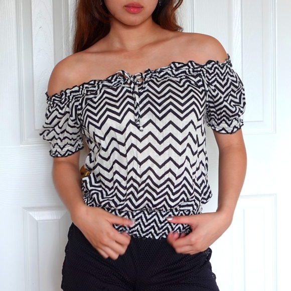 Chevron top - Picture 1 of 11